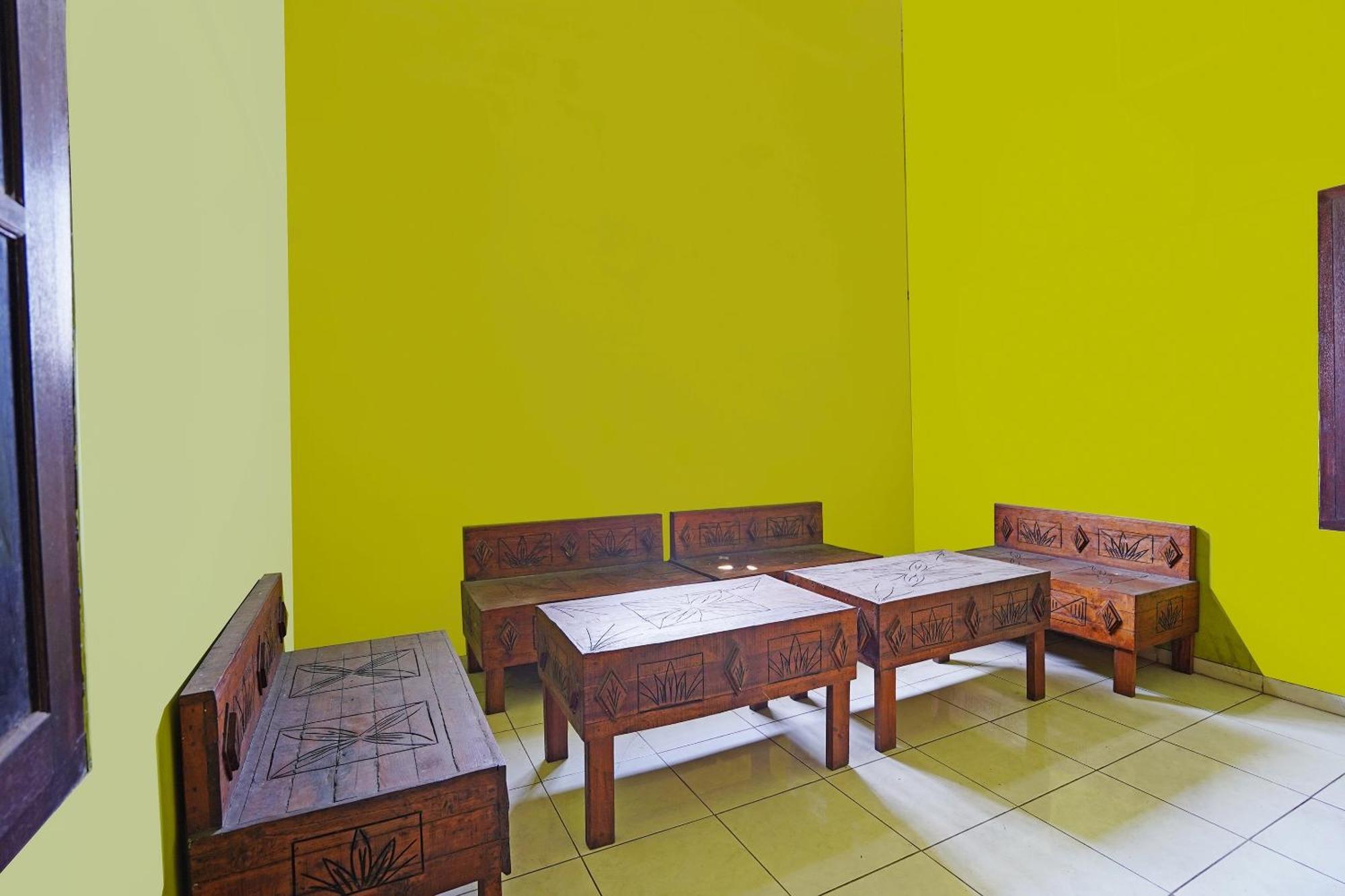 Oyo 91583 D'Cost Green Syariah Brebek Ngoại thất bức ảnh
